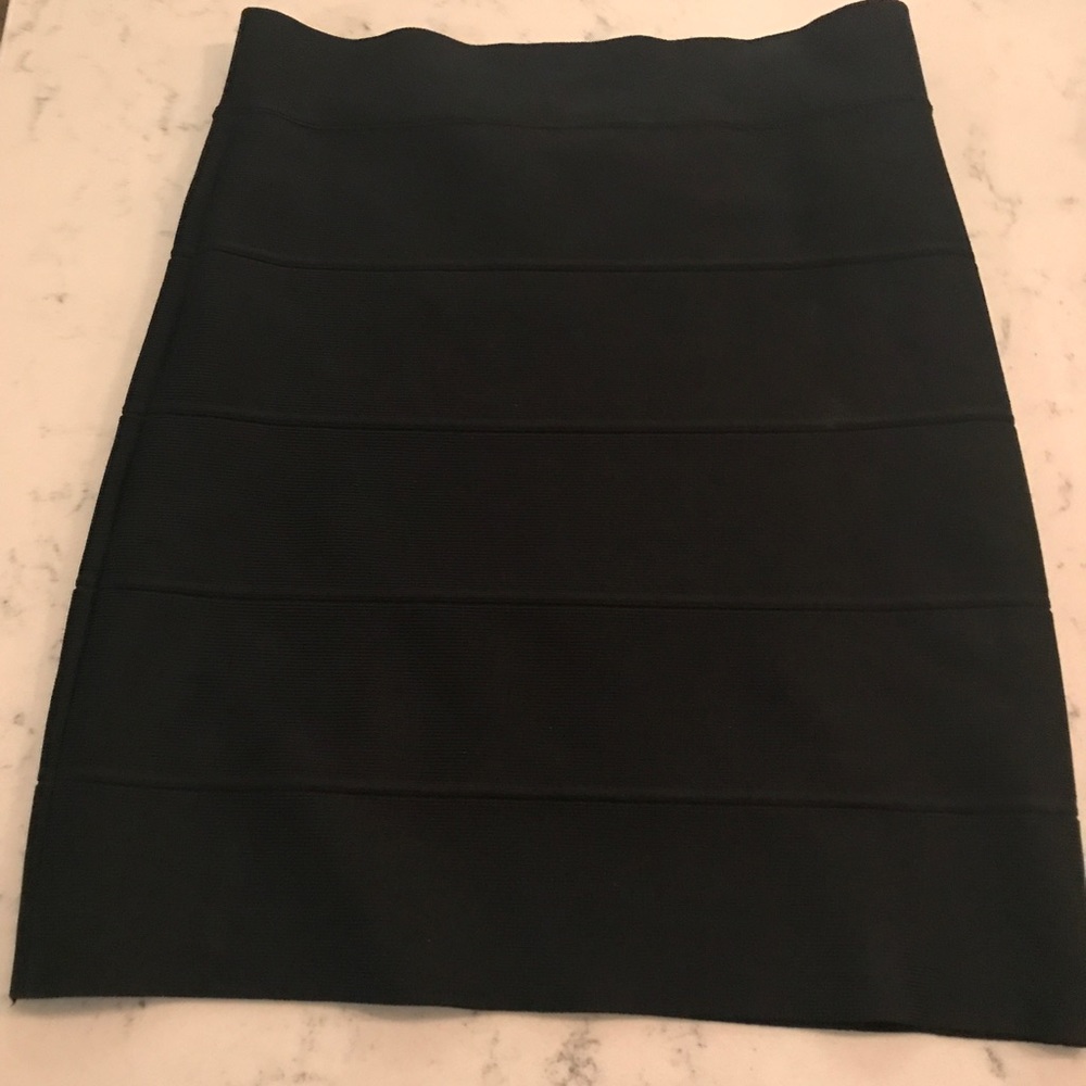 Bcbg bandage skirt. Like new.